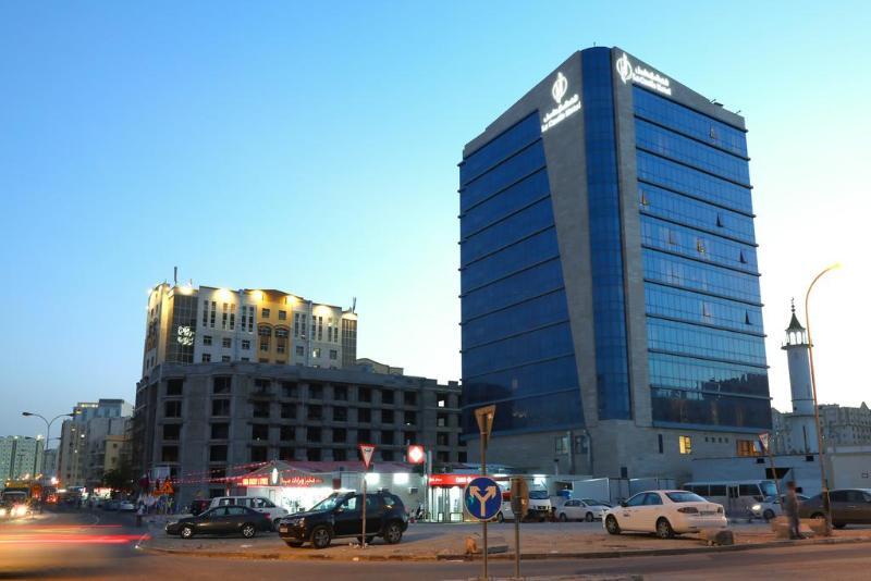 The Castle Premium Hotel Доха Экстерьер фото